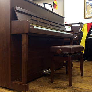 展示中　中古ピアノ　E.D.SEILER 116WS　本場のドイツピアノ