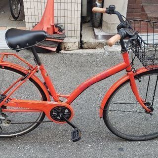 赤い街の自転車