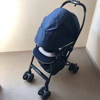 【超美品】コンビ メチャカルハンディオート4キャス compactエッグショック 売り切れました！【美品】コンビ メチャカルハンディオート4キャス