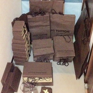LOUIS VUITTON 180点以上 未使用 紙袋 箱 ポスター
