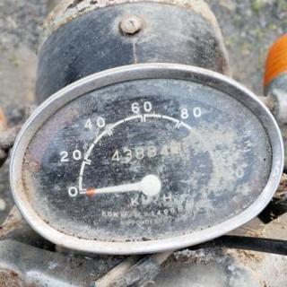 スズキの古いバイクセルペット❗