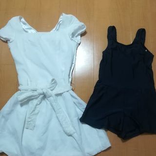 女の子150セット！ 紺ワンピース水着(ショートパンツタイプ)&...