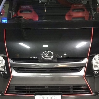 ハイエース200系4型ワイドスピンドルベゼル