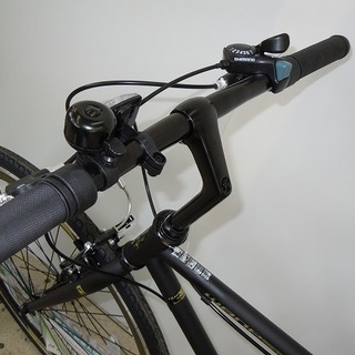 新品未使用 クロスバイク 700C 7段ギア②　売ります！