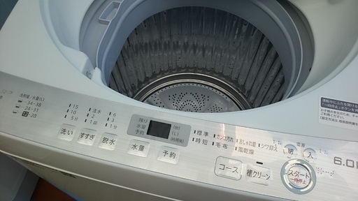 只今、商談中！！シャープ（SHARP） 洗濯機 ES-GE6B-W 6.0㎏ ホワイト ステンレス層　2018年製　美品