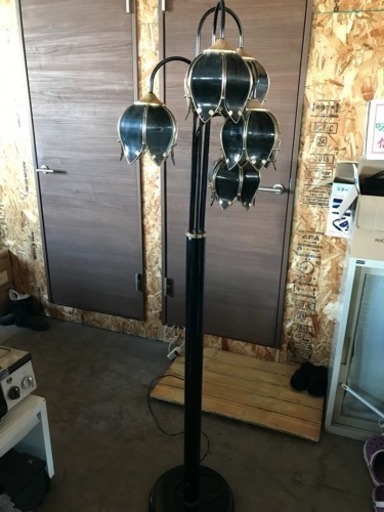 フロアランプイスクージすずらんアンティーク調ライト照明 Miraishop 北斗の照明器具の中古あげます 譲ります ジモティーで不用品の処分