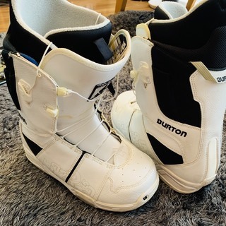 【中古】スノーボード146cm 一式セット バートンBURTON ビンディング ブーツ グローブ ウェア　格安で譲ります-patagonia ダウンセーター M ネイビー