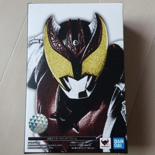 真骨彫　仮面ライダーキバ