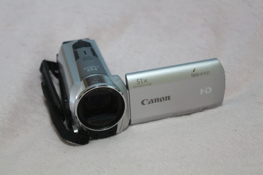 Canonビデオカメラ　Ivis HF R31