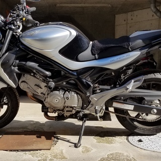 ★SUZUKI　グラディウス650　650V型エンジン
