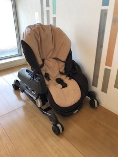コンビ ネムリラ オートスイング