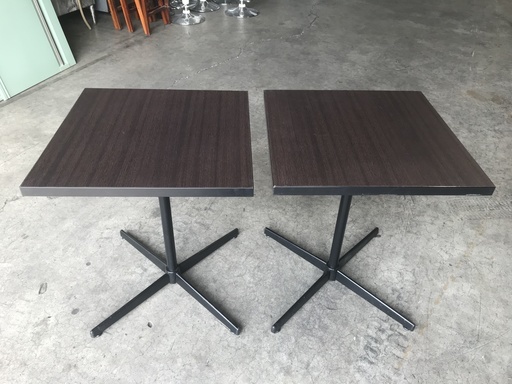 中古 木製テーブル 2人掛け W595×D595×H715 ×2セット 5950円