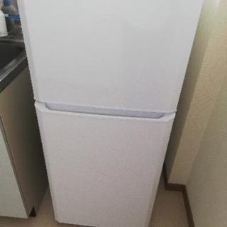 【美品】ハイアール 121L 2ドア冷凍冷蔵庫 ホワイト JR-...