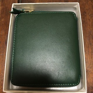 未使用品 コム・デ・ギャルソン 二つ折り財布