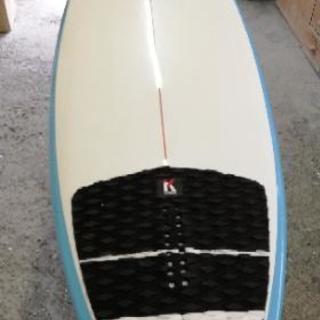 「Byrne （バーン）」タフライト(EPS系)　サーフボード　中古品