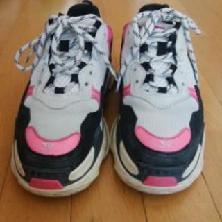 ブランド品！BALENCIAGA！トリプルエス！