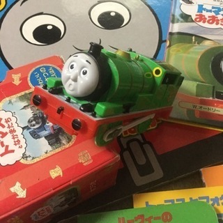 相談中  トーマス絵本セット パーシーおまけ付き