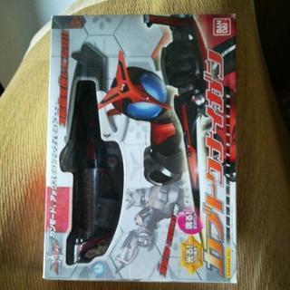 Sigma 18-200mm f/3.5-6.3 DC ズームレンズ 仮面ライダーカブト＆仮面ライダーキバ サソードゼクター カブト