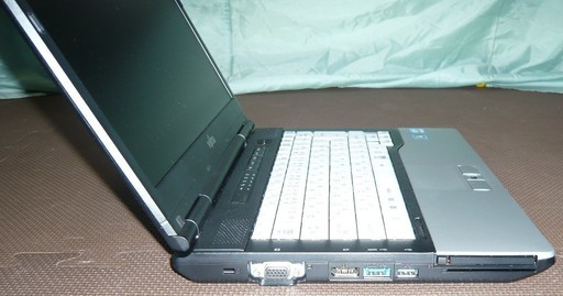 再再値下げ！富士通ノートパソコンLIFEBOOK S752/F (CPU⇒i5-3340M搭載