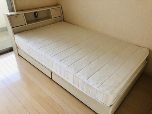 【売約済み】美品 セミダブル 収納・照明付きベッド