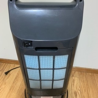 シロカ製 加湿つき温冷風扇 なごみAHC-127 Amazon | シロカ 加湿つき温