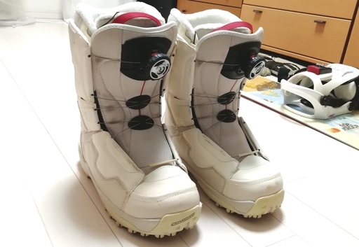 全てコミコミ！すぐに始められるセット】レディース用スノーボード