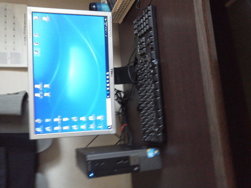 Dell OPTIPLEX 780を20インチモニター付きで８８００円.