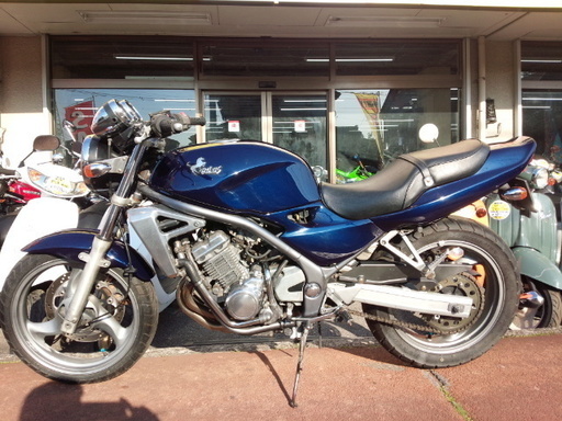 NO.2691　バリオス（ＢＡＬＩＵＳ）　水冷４サイクル１６バルブ４気筒２５０ｃｃ　ネイビー　☆彡 NO.2691 バリオス（BALIUS） 水冷4サイクル16バルブ4気筒