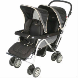 今週中取りに来れる人は5000円引きします。二人乗りベビーカー 縦型