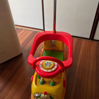 子供のツイストカー付き音楽スイングカー赤ちゃん1〜3歳スクーター...
