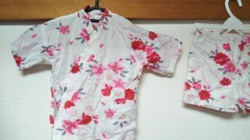 女の子の甚平80 中古 ササ 陸前原ノ町のベビー用品 ベビー服 の 女の子の甚平80 中古 ササ 陸前原ノ町のベビー用品 ベビー服 の