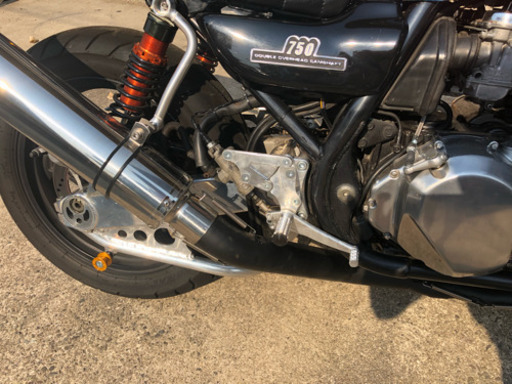 カワサキ ゼファー750 Z2外装 FCR 好調