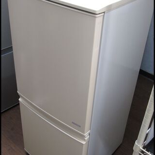 新生活！17280円シャープ 2ドア冷蔵庫 137L 15年製 SJ-C14A クリーム