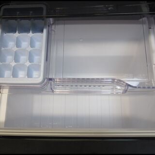 新生活！24840円 三菱 2ドア冷蔵庫 146L 17年製 LED照明 MR-P15C-B