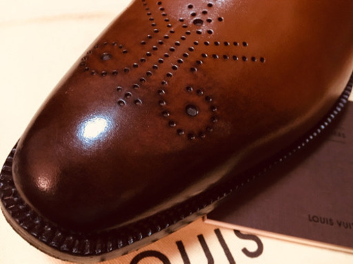 値下げしました‼️レア物！未使用！超美品！！ ルイヴィトンのストラップブーツ 値下げしました‼️レア物！未使用！超美品！！ ルイヴィトンの