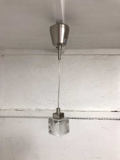 ニトリ ガラスシェードのペンダントライト 照明器具 日曜リサイクル 円町の照明器具の中古あげます 譲ります ジモティーで不用品の処分 ニトリ ガラスシェードのペンダントライト 照明器具 日曜リサイクル 円町の照明器具の中古あげます 譲ります ジモティーで不用品の処分
