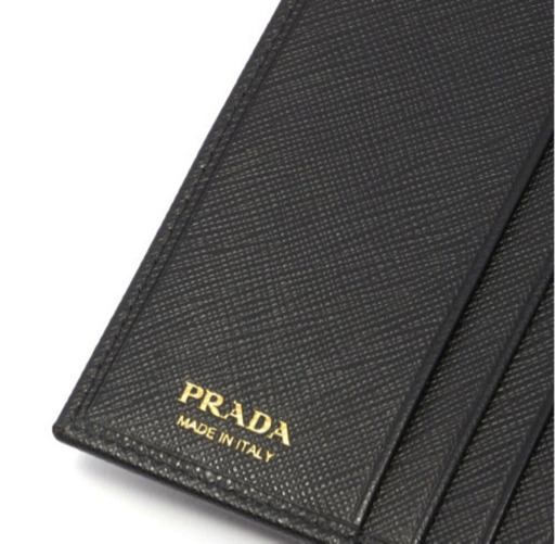 PRADA❁二つ折り財布 箱付き