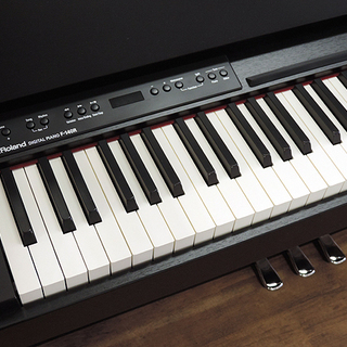 (Y)北大前! 札幌 引取 Roland/ローランド 電子ピアノ F-140R-CB ヘッドホン付き 88鍵 2018年製 黒木目調仕上げ/ブラック