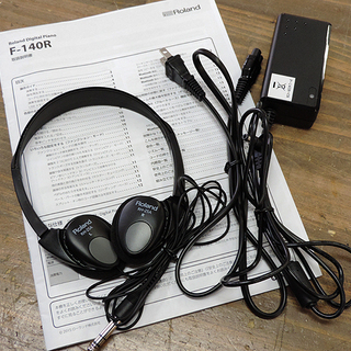 (Y)北大前! 札幌 引取 Roland/ローランド 電子ピアノ F-140R-CB ヘッドホン付き 88鍵 2018年製 黒木目調仕上げ/ブラック