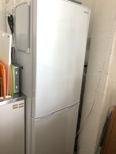 2018年製・使用1か月ちょっとの冷蔵庫