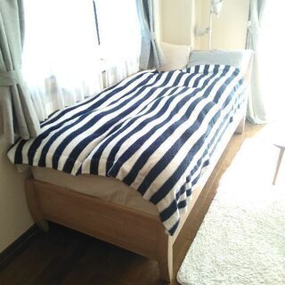 SIMMONS Golden Valueマットレス（ベッドフレームも付けます）