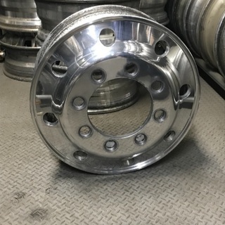 大型車アルミホイール やまぎ 那覇のタイヤ ホイールの中古あげます 譲ります ジモティーで不用品の処分