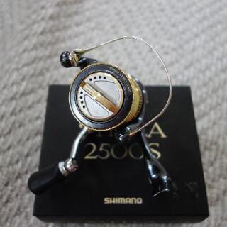 10ステラ 2500S LIVRE AVENTURA のダブルハンドルのオマケ付き