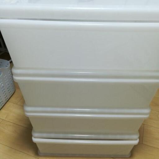 ニトリ製 プラスチックチェスト4段×2
