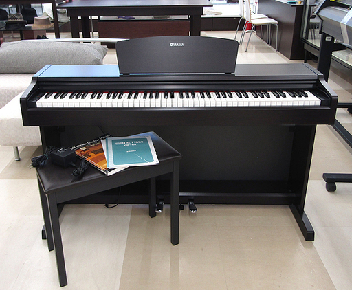 YAMAHA ヤマハ ARIUS 電子ピアノ YDP-131 88鍵 2007年製 動作確認済み 中古品