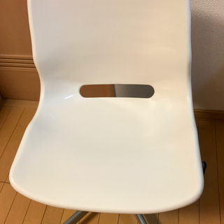 IKEA 回転チェア　椅子　ホワイト　白　おしゃれ