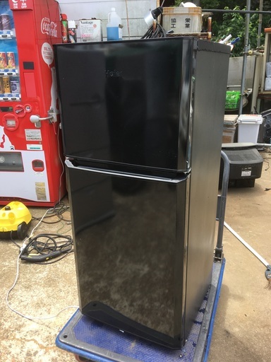 【中古品】2017年製　Haier 121L 直冷式2ドア冷蔵庫 JR-N121A　動作品