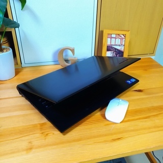 メモリ8Gのcorei7で超高速！ 大容量500G☆ 4コア8スレッド！ 高級感の 