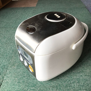 パナソニック 電子ジャー炊飯器 SR-MZ051 2013年製