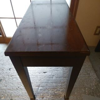 小型のテーブル